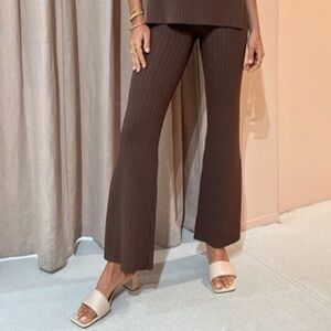 SIR The Label Women’s Ribbed Slim Flare Trouser Pants Brown Size 3 Size Large
